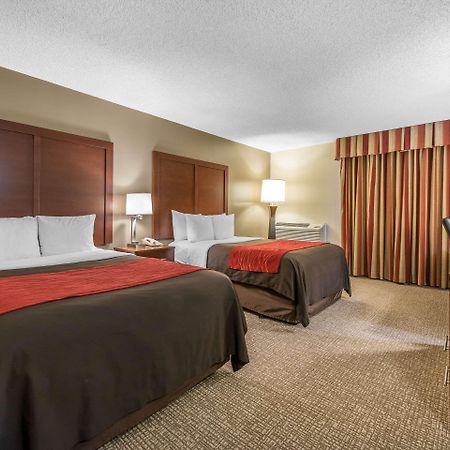 Comfort Inn & Suites Denver Northfield Exterior photo